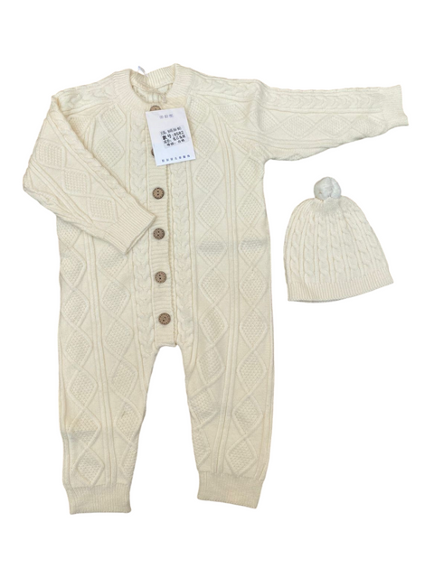 Knitted wool romper with cap