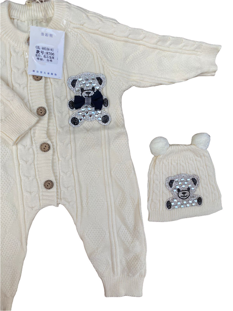 Knitted wool romper with cap