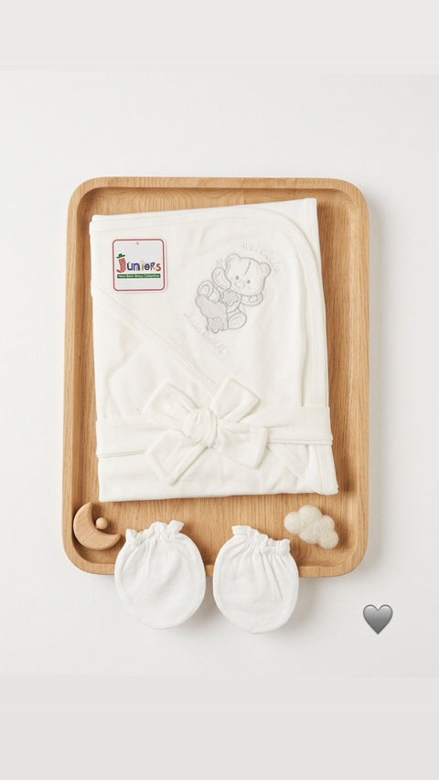 Bear baby white wrapping sheet set