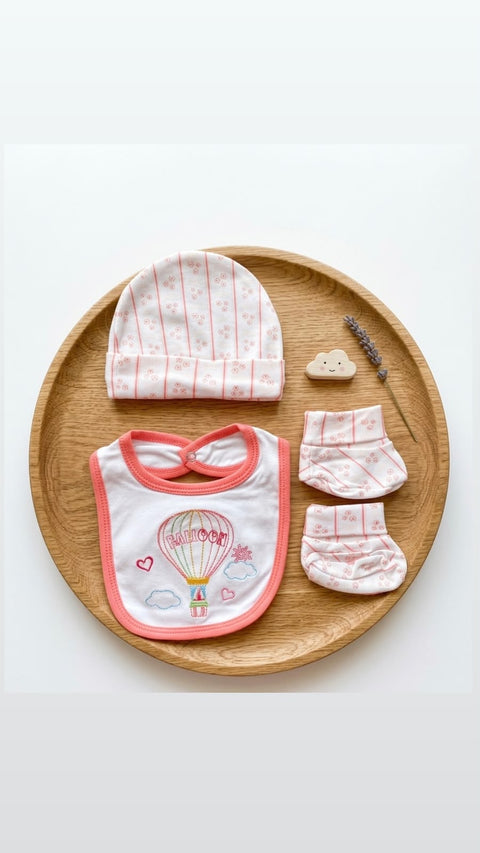 Cute balloon bib set