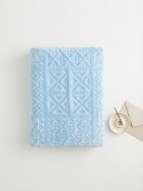 The lattice sky baby blanket