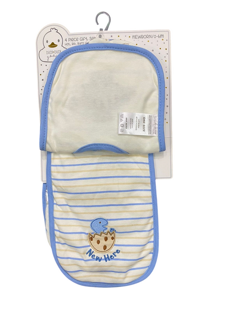 Super adorable bib set