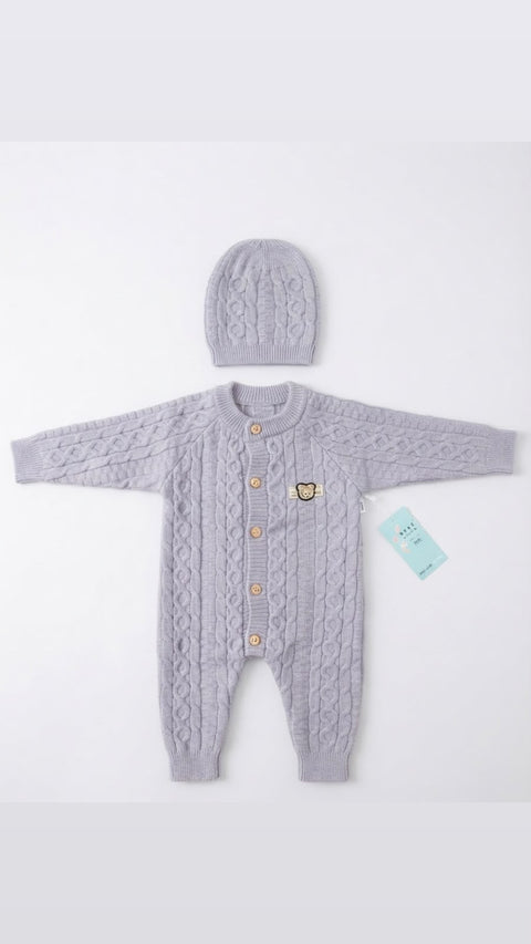 Cozy cub grey knitted set