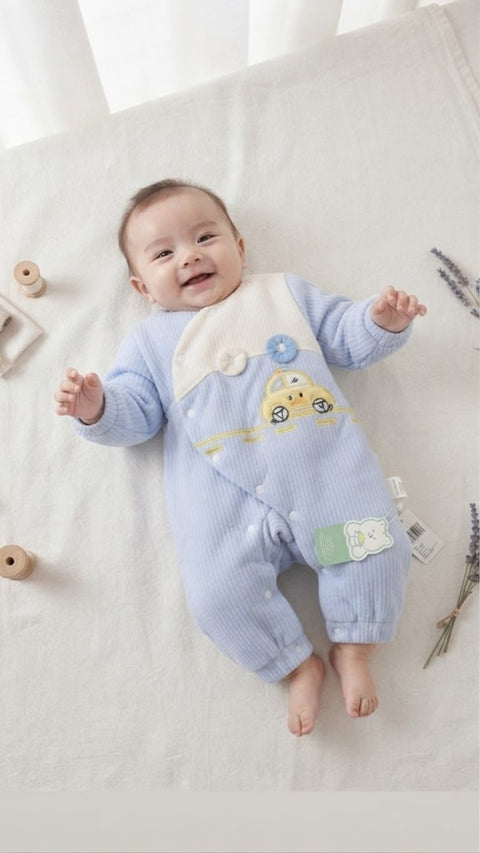 Cruising clouds romper