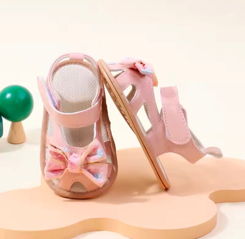 Embroidered bow sandals