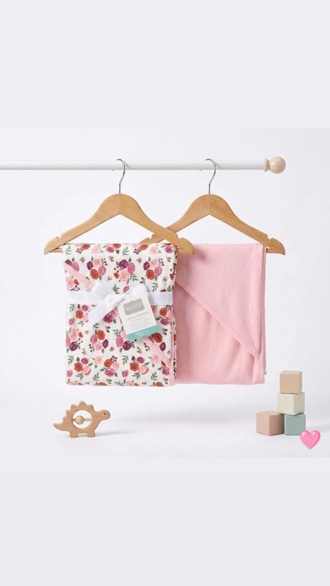 Flora baby wrapping sheet