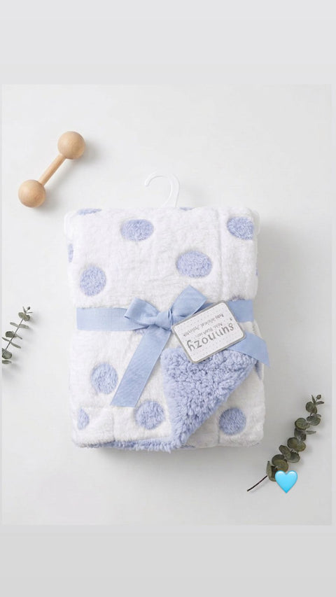 Dotted plush blankets
