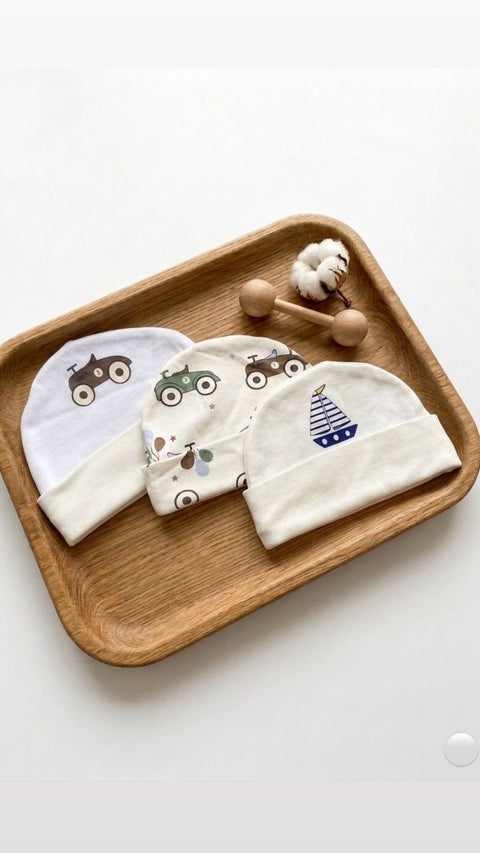Baby's ship cap set