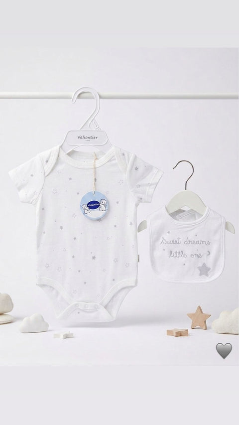 Baby's cuddle set