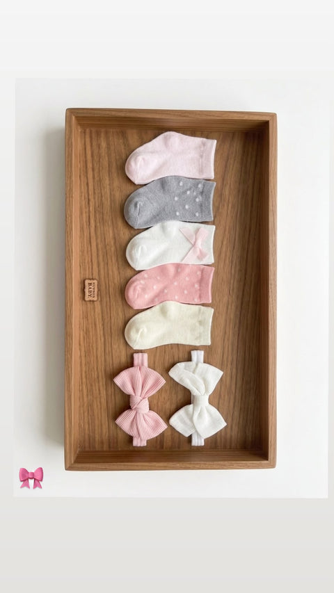 Elegant girl sock set