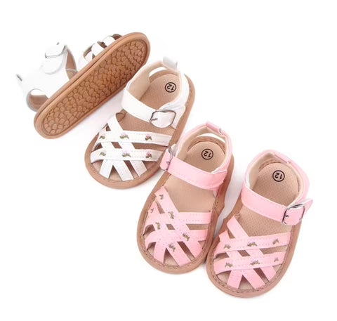 Mini floral embroidered sandals