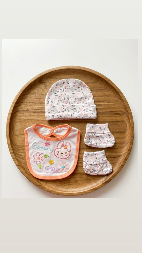 Garden baby bib set