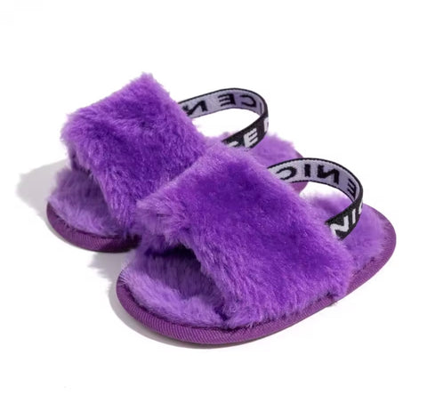 Cute fur sandle