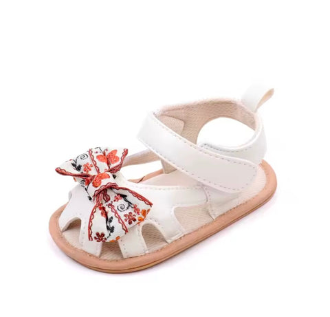 Embroidered bow sandals