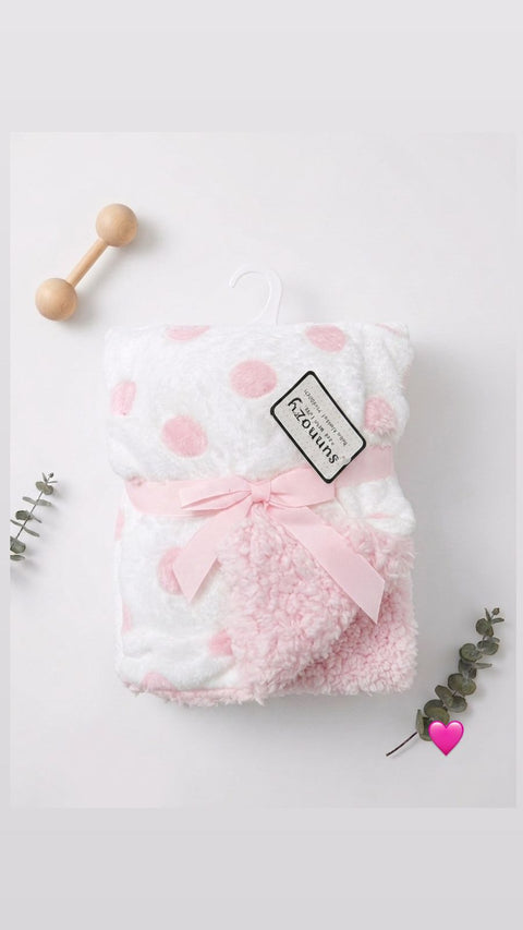 Dotted plush blankets