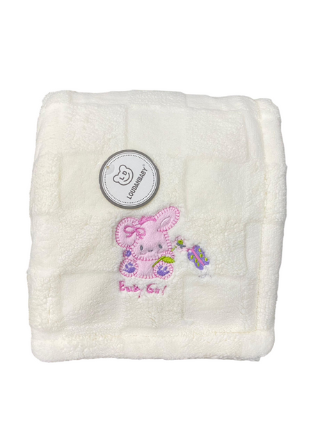 White sherpha  blanket