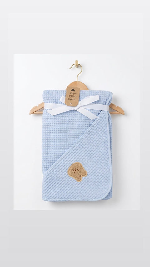 Blue bear wrapping sheet