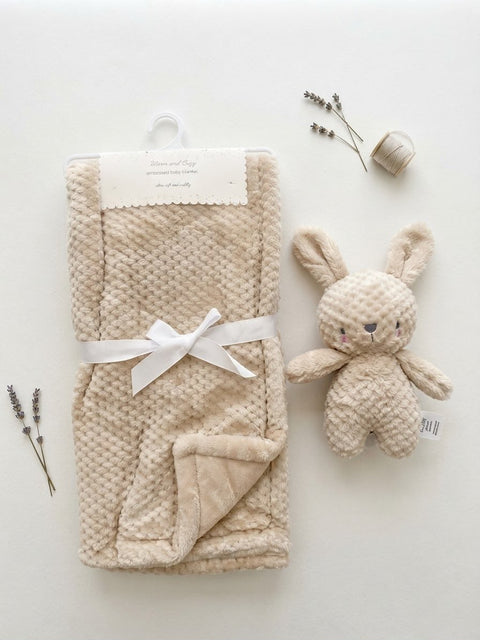 The snuggle bear caramel set