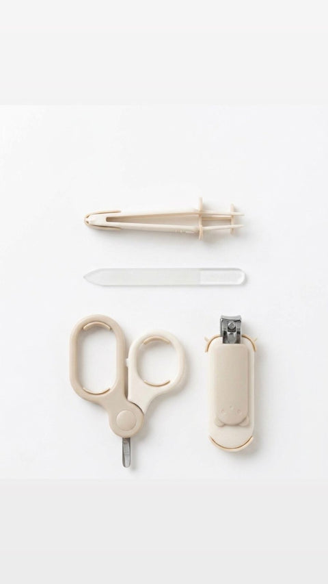 Bear nail kit