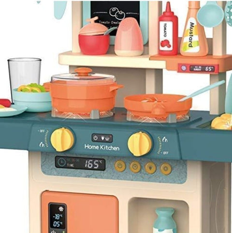 Spraying mist kitchen