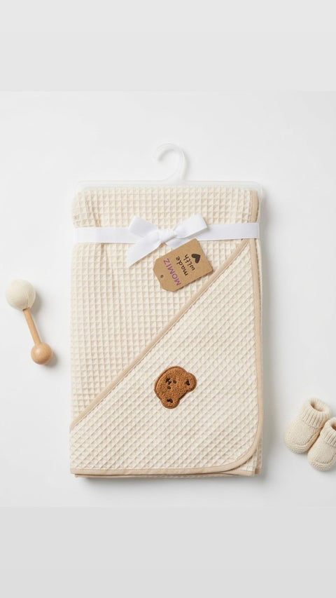 Baby bear wrapping sheet