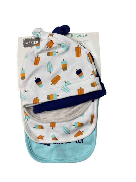 Bibs and cap set