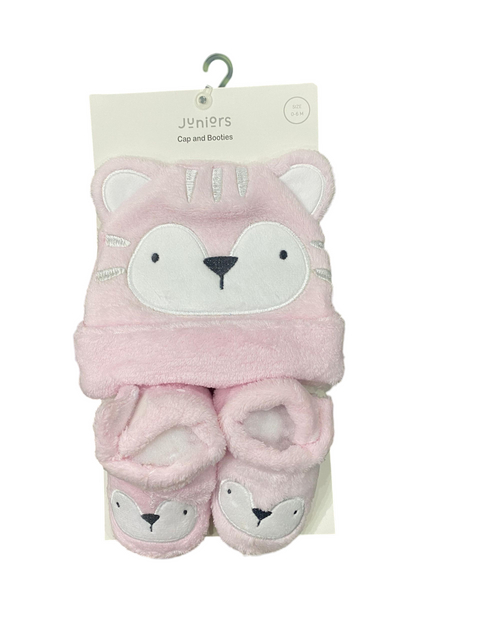 Winter cap & bootie set