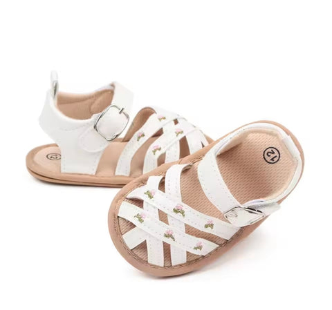 Mini floral embroidered sandals