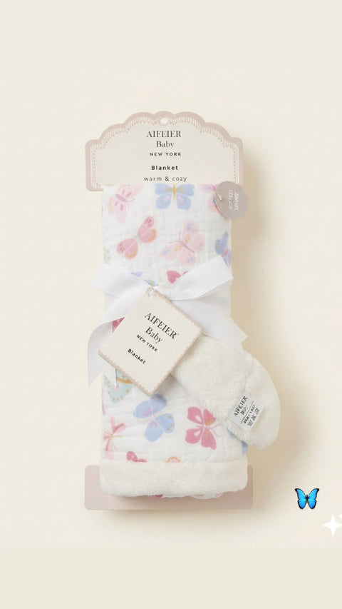 Baby's whimsical wings blanket